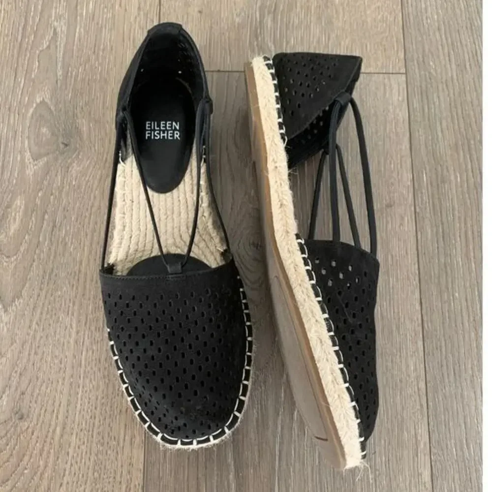 Eileen Fisher Lee‎ 2 Espadrille Flats Black Tumbled Nubuck Perforated Size 8